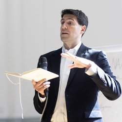 644a80088660eb28969cb4c7_256-0N1A1134