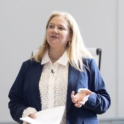 644a8009bda7c4ba62a8cc6b_258-0N1A1139