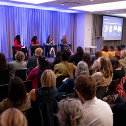pano_leadershipforum_selects-89